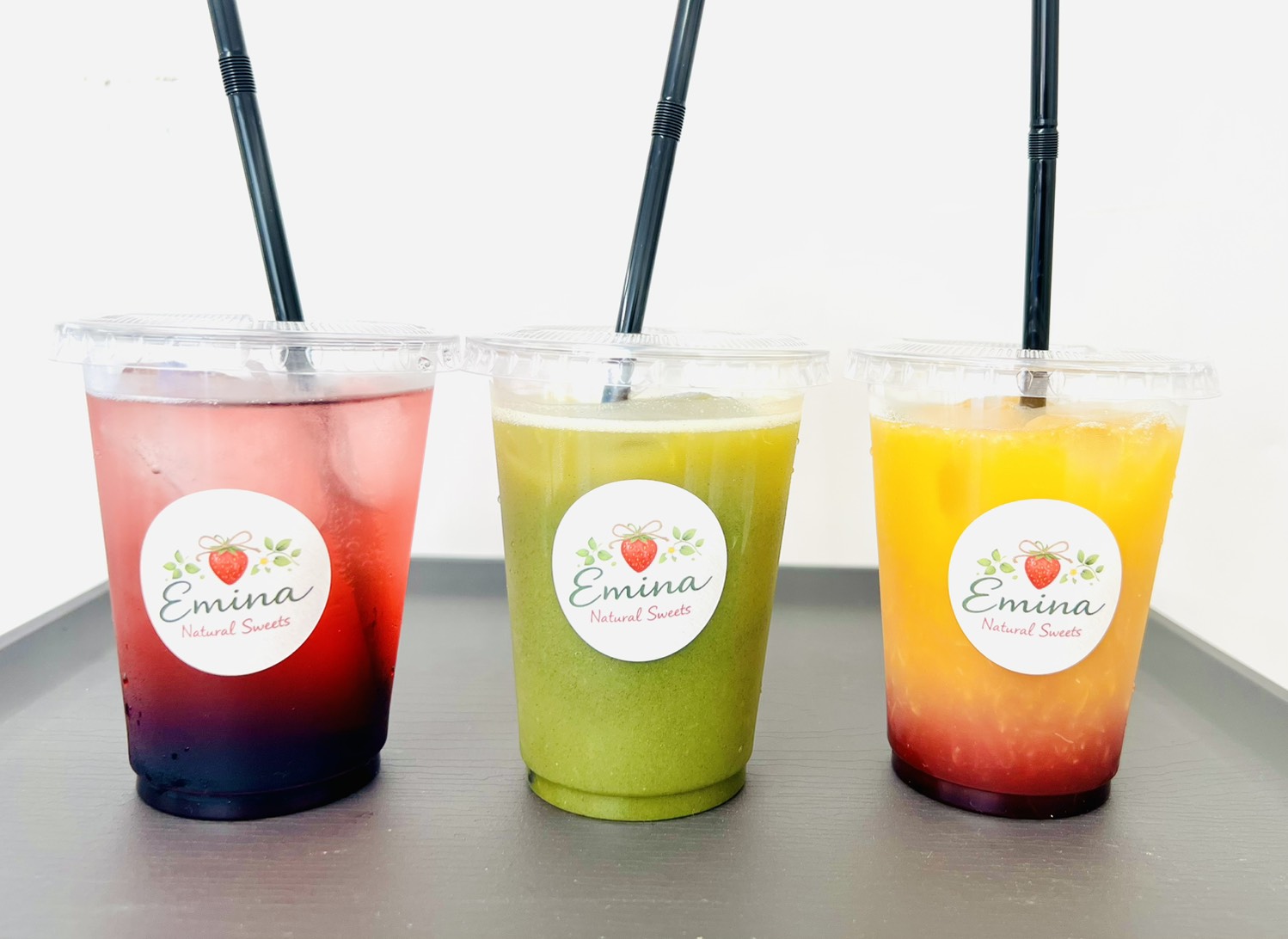 人気ドリンクのミネラルカシスソーダ、野菜たっぷりグリーン、ミネラルカシスオレンジ